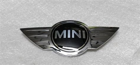 mini cooper boot badge.